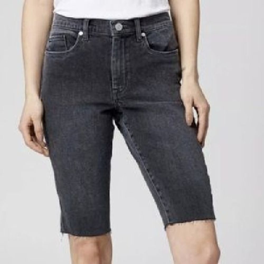 BLANKNYC Womens Size 25 Black Before & After Raw Hem Bermuda Shorts